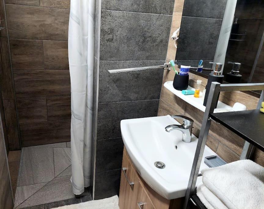 Ujszeged Apartman Luaran gambar