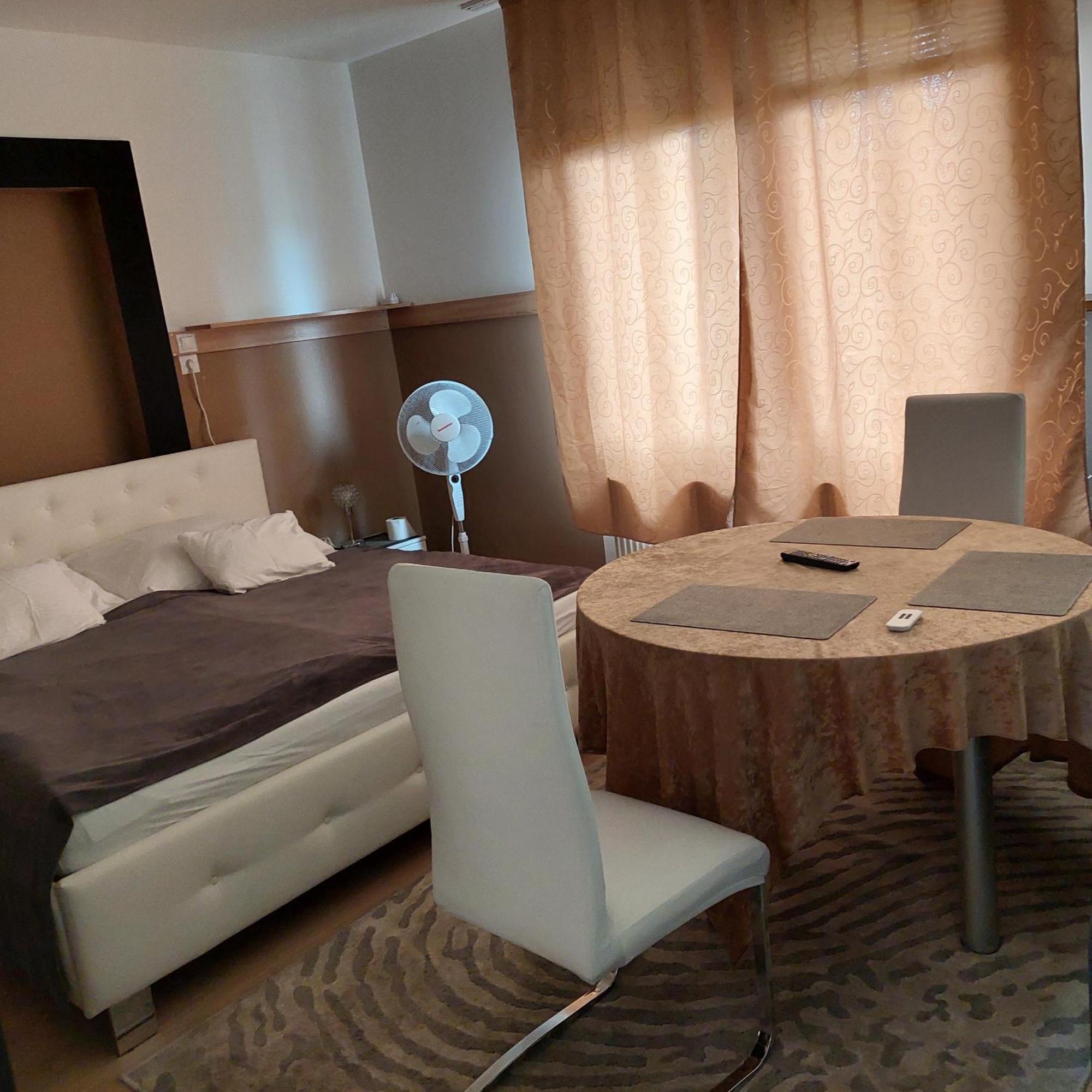 Ujszeged Apartman Luaran gambar