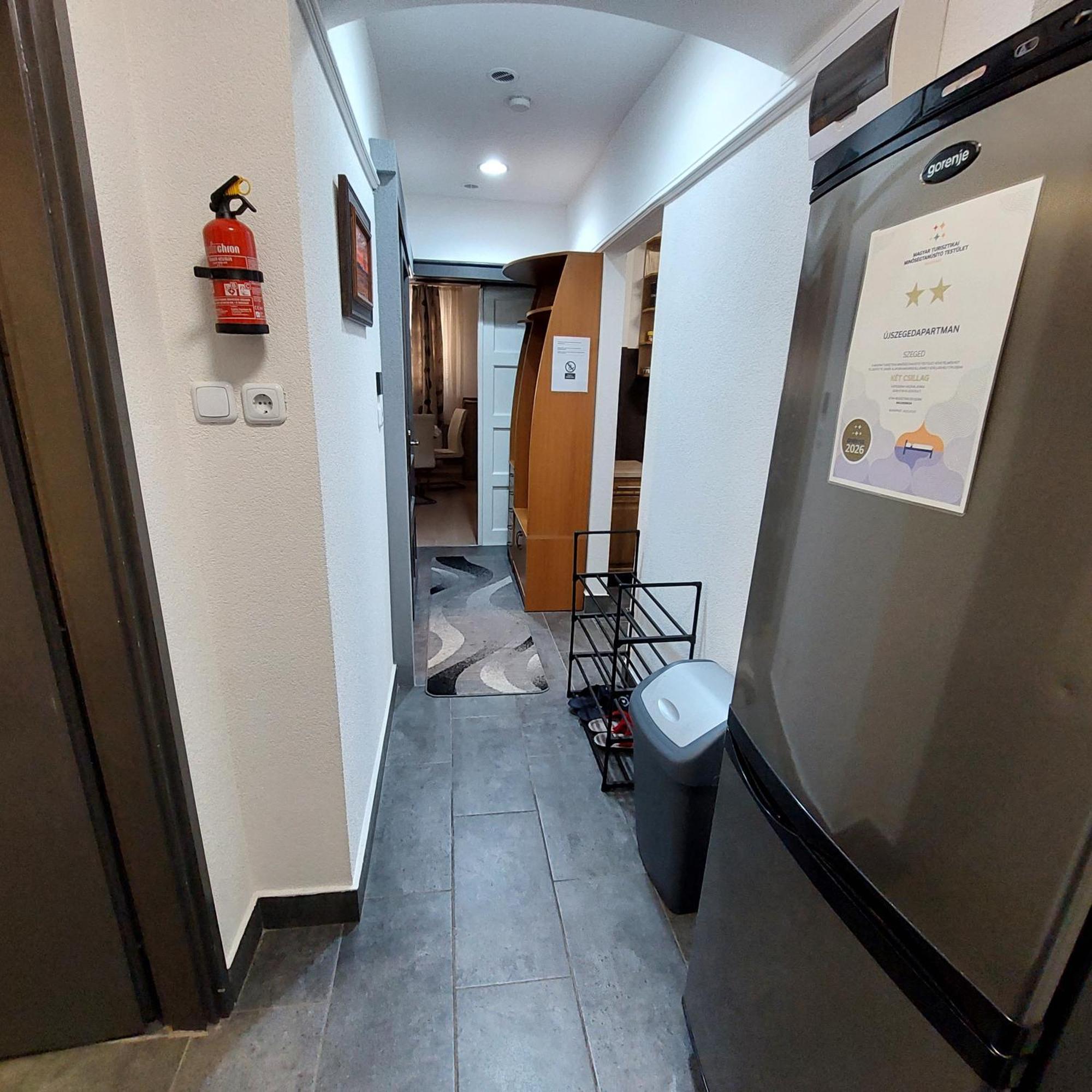 Ujszeged Apartman Luaran gambar