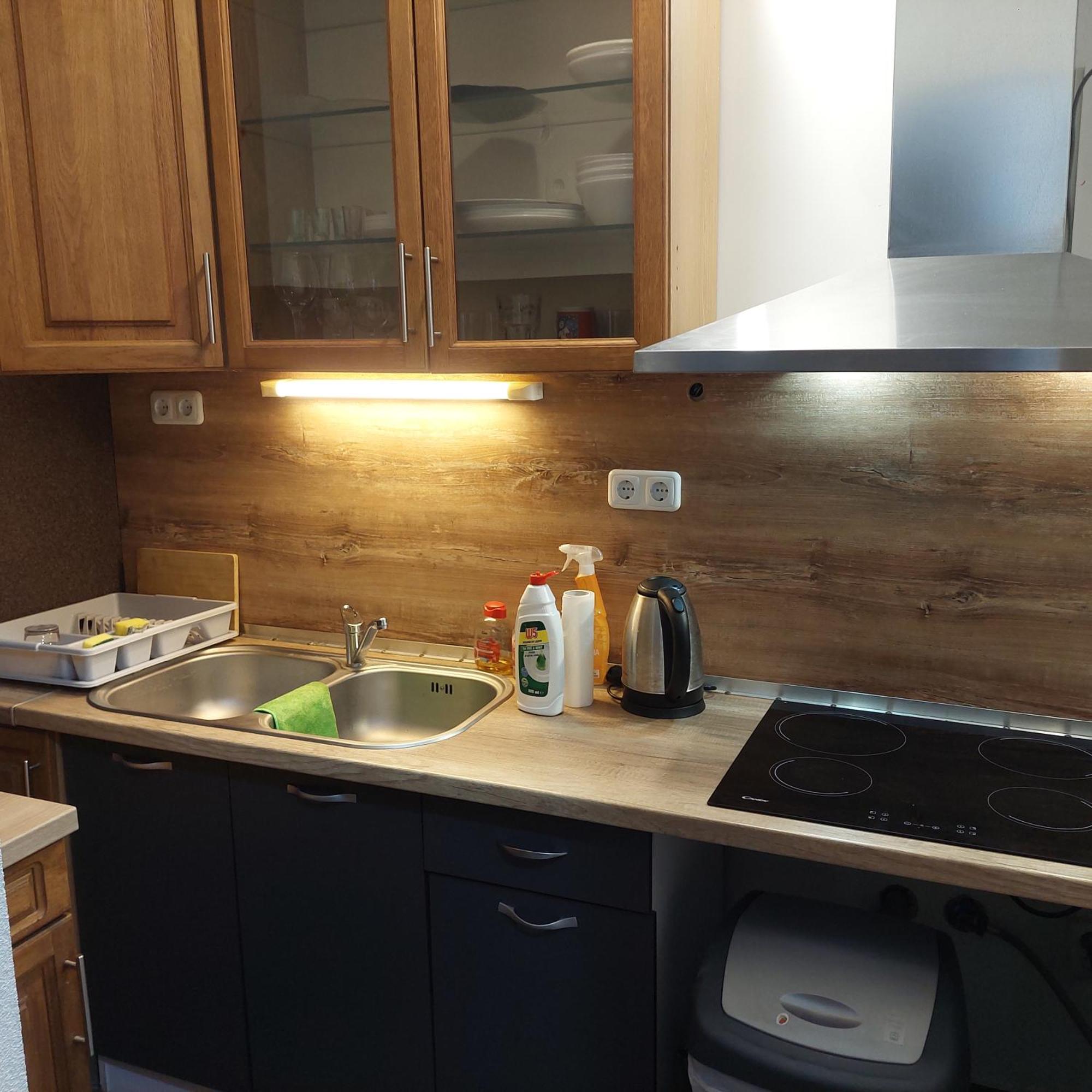Ujszeged Apartman Bilik gambar